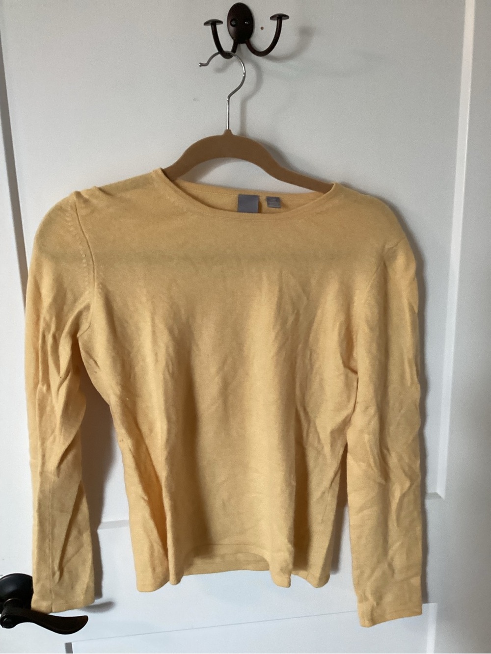 Cullen Classic Women's Cashmere Crewneck Sweater - Yellow